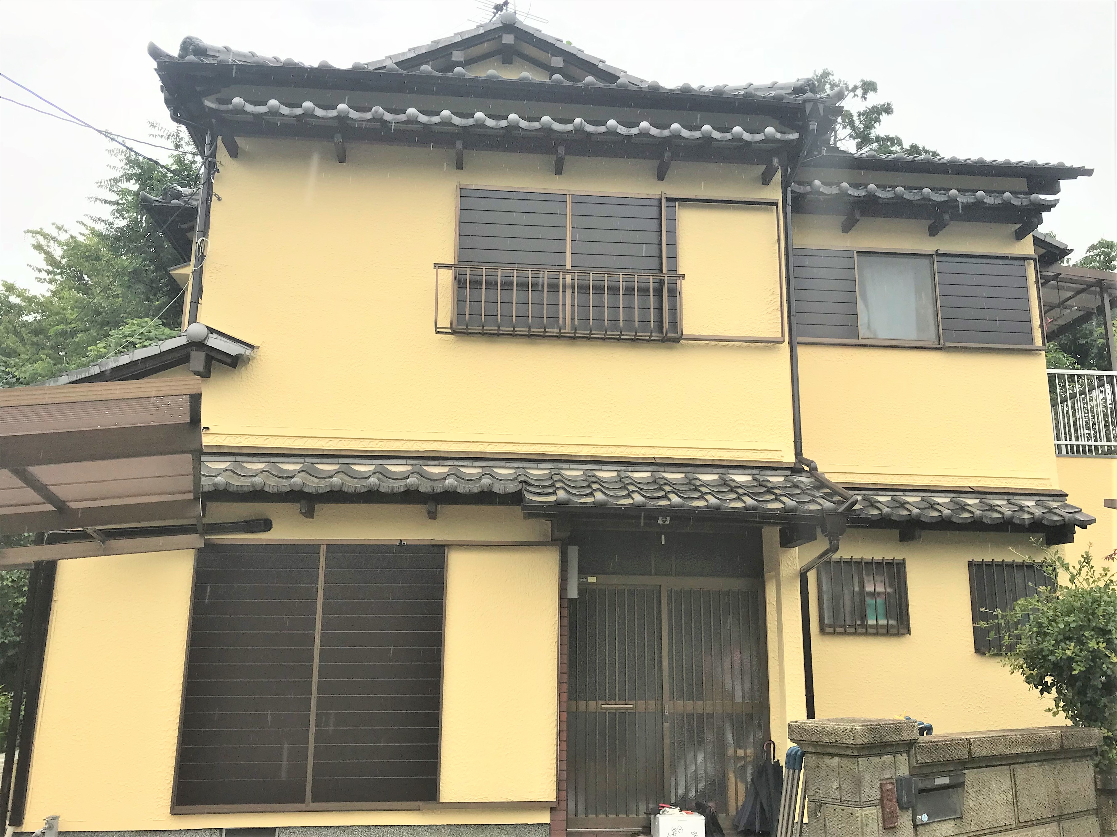 岸和田市T様邸　外壁塗装工事完了しました！！