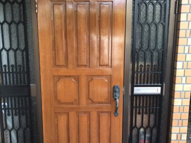 和泉市S様邸　木製扉