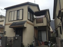 和泉市Y様邸　屋根・外壁塗装工事着工しました！！