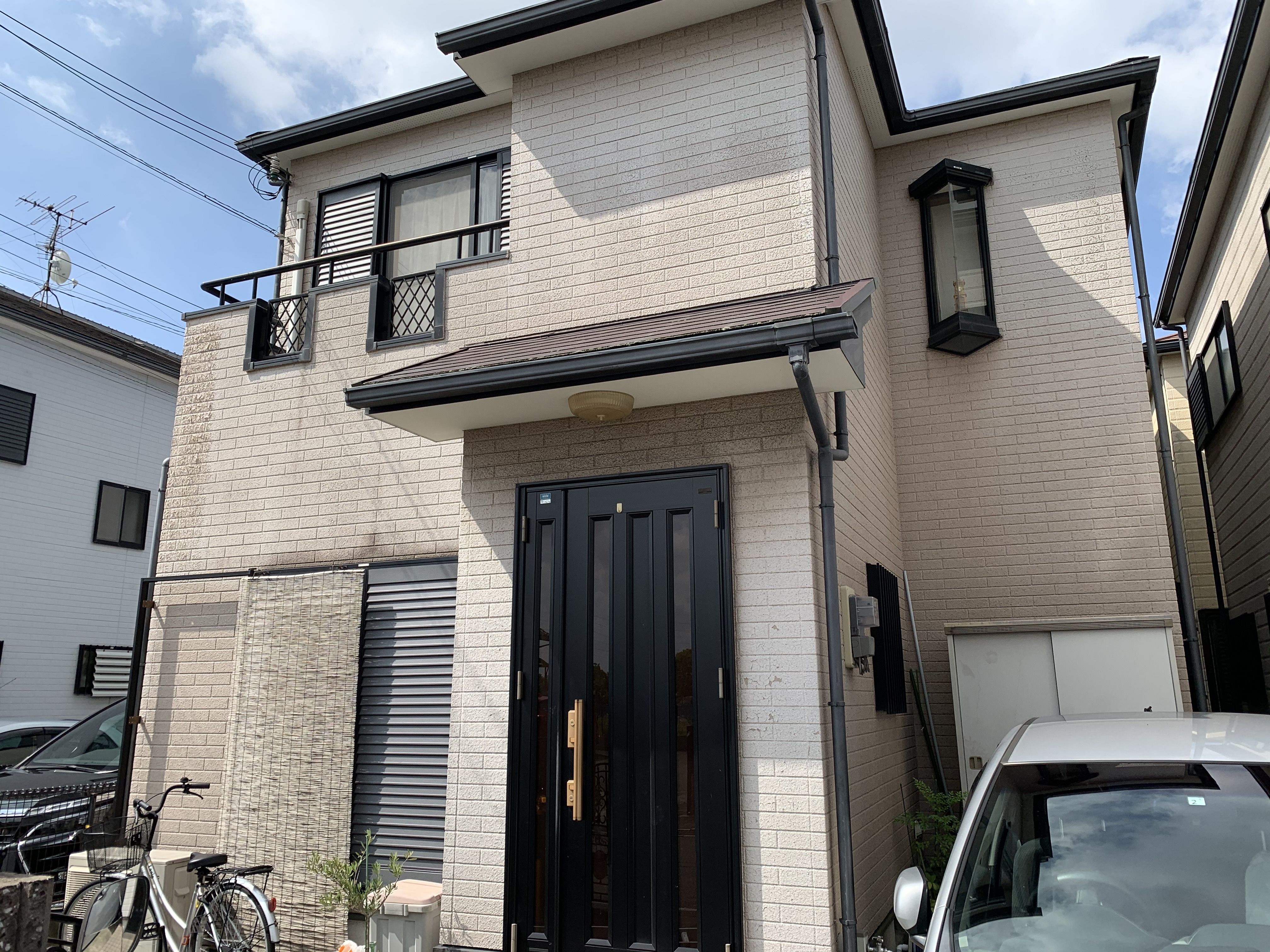 和泉市I様邸　 屋根・外壁塗装工事着工しました！！